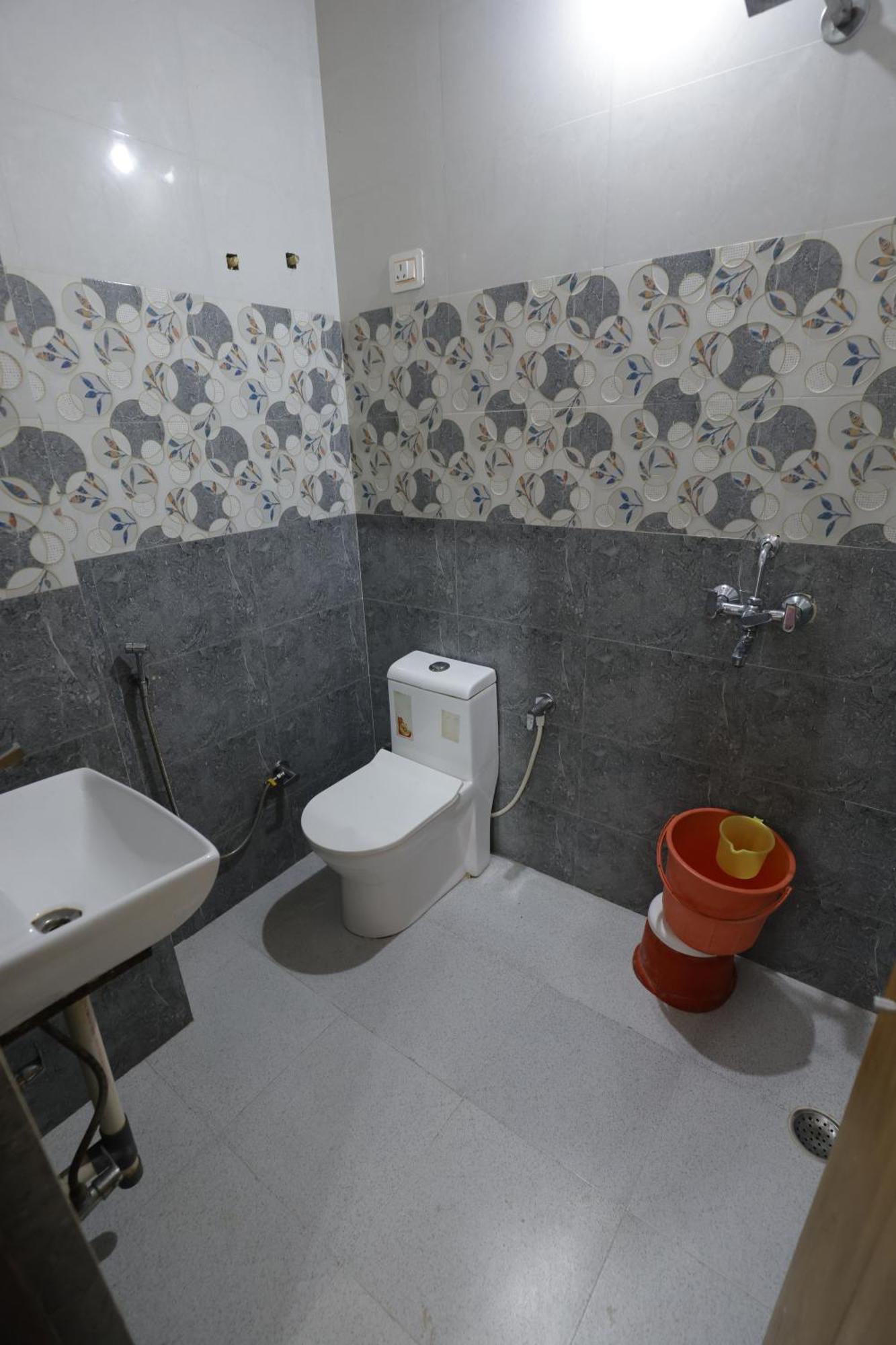 Basil Inn Home Stay Walking Distance From Taj Mahal Agra อัครา ภายนอก รูปภาพ